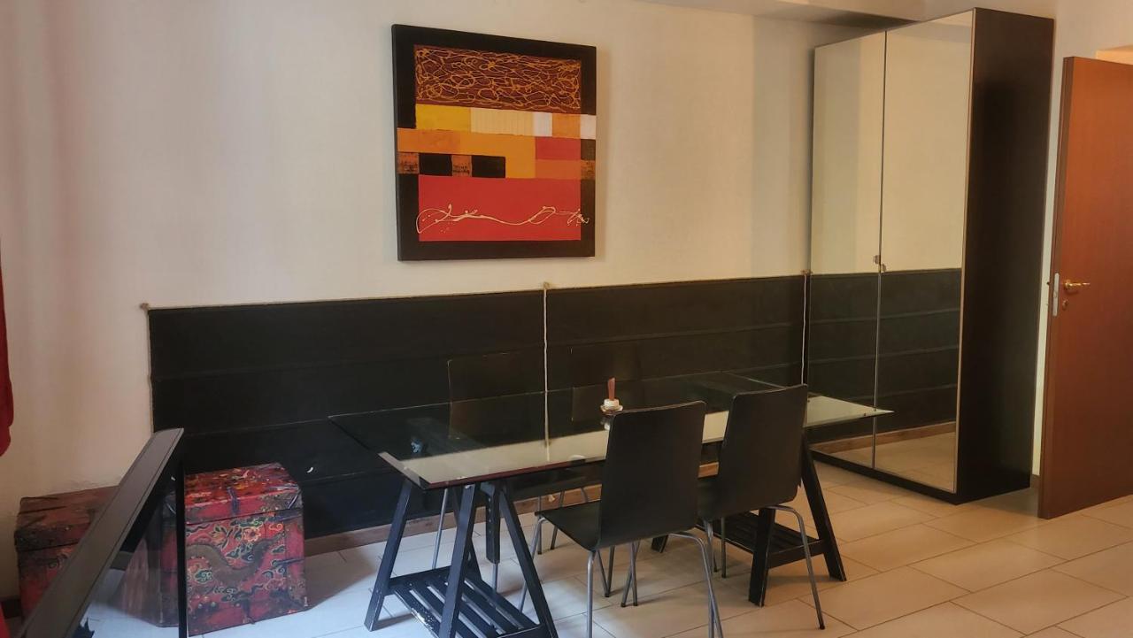 Saint Martin'S House Apartment วิเจวาโน ภายนอก รูปภาพ