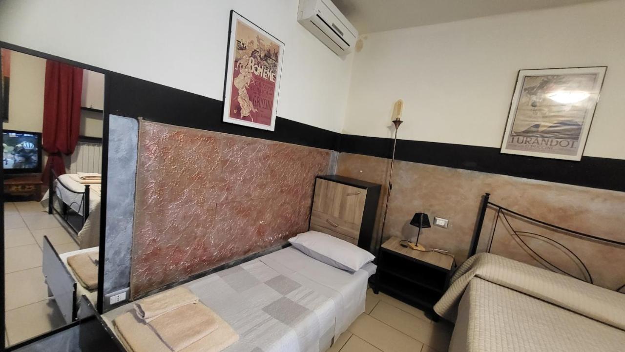 Saint Martin'S House Apartment วิเจวาโน ภายนอก รูปภาพ