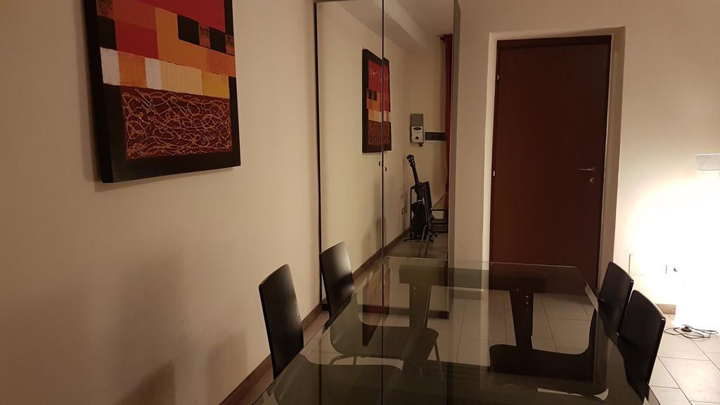 Saint Martin'S House Apartment วิเจวาโน ภายนอก รูปภาพ